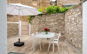 Alta House Apartments 3 Calas